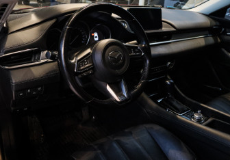 Подержанный автомобиль Mazda 6 Sedan 2021 года (13 фото)