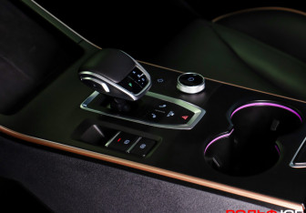 Подержанный автомобиль Omoda C5 2023 года (20 фото)