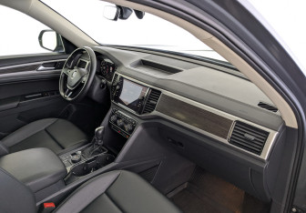 Подержанный автомобиль Volkswagen Teramont 2019 года (11 фото)