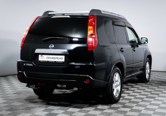 Подержанный автомобиль Nissan X-Trail 2008 года (5 фото)