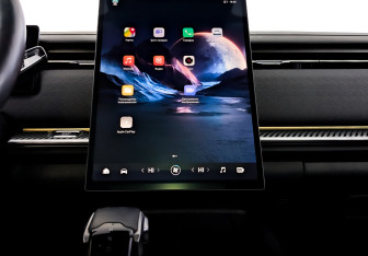 Подержанный автомобиль Jaecoo J7 2023 года (15 фото)