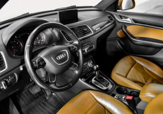 Подержанный автомобиль Audi Q3 2013 года (13 фото)