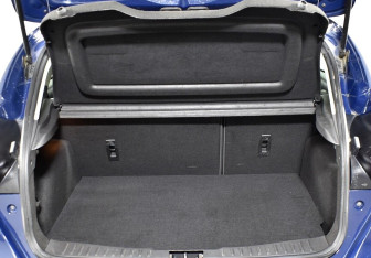 Подержанный автомобиль Ford Focus Hatchback 2017 года (13 фото)