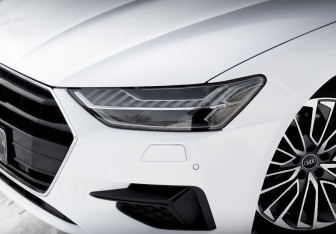 Подержанный автомобиль Audi A7 2022 года (17 фото)