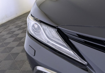 Подержанный автомобиль Toyota Camry Sedan 2022 года (11 фото)