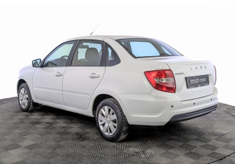 Подержанный автомобиль LADA (ВАЗ) Granta Sedan 2023 года (7 фото)