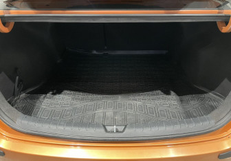 Подержанный автомобиль Kia Rio Sedan 2017 года (13 фото)