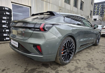 Подержанный автомобиль Zeekr 001 2024 года (5 фото)