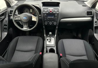 Подержанный автомобиль Subaru Forester Suv 2013 года (11 фото)