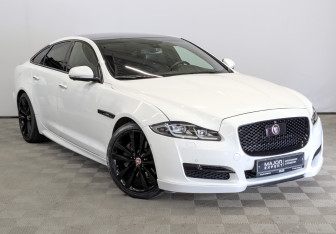 Подержанный автомобиль Jaguar XJ 2016 года (3 фото)