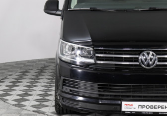 Подержанный автомобиль Volkswagen Caravelle 2019 года (14 фото)