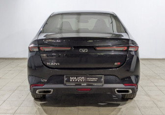 Подержанный автомобиль Kaiyi E5 2023 года (16 фото)