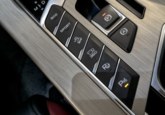 Подержанный автомобиль Geely Coolray 2024 года (21 фото)