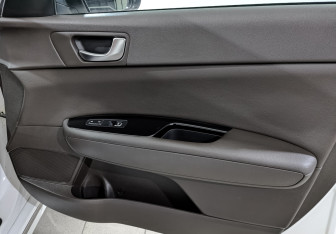 Подержанный автомобиль Kia Optima Sedan 2019 года (25 фото)