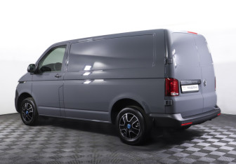 Новый Volkswagen Transporter Van 2021 (7 фото)