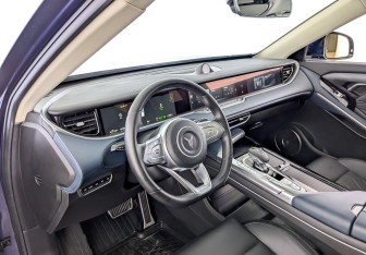 Подержанный автомобиль Voyah Free 2022 года (16 фото)