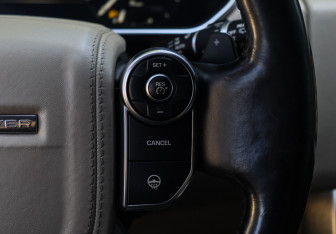 Подержанный автомобиль Land Rover Range Rover 2014 года (28 фото)
