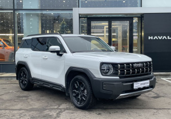 Подержанный автомобиль Haval H3 2024 года (3 фото)