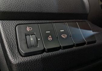 Подержанный автомобиль Kia Rio Sedan 2015 года (26 фото)