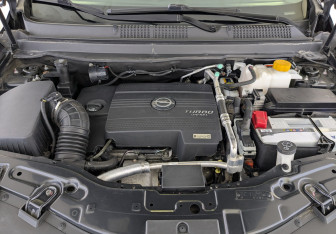 Подержанный автомобиль Opel Antara 2014 года (9 фото)
