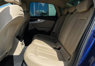 Подержанный автомобиль Audi A4 Sedan 2021 года (10 фото)