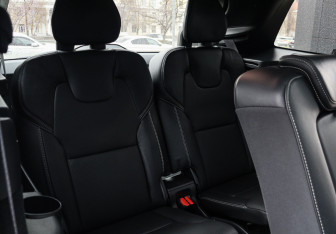 Подержанный автомобиль Volvo XC90 2019 года (10 фото)