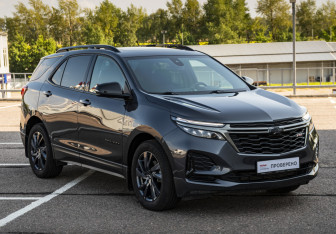 Подержанный автомобиль Chevrolet Equinox 2022 года (4 фото)