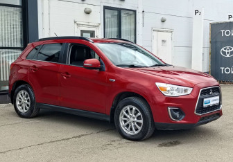 Подержанный автомобиль Mitsubishi ASX 2014 года (3 фото)