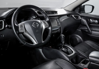 Подержанный автомобиль Nissan Qashqai 2014 года (14 фото)