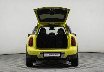 Подержанный автомобиль MINI Countryman 2012 года (15 фото)