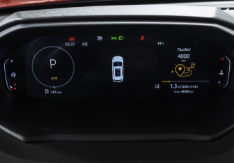 Подержанный автомобиль Changan UNI-S 2024 года (13 фото)