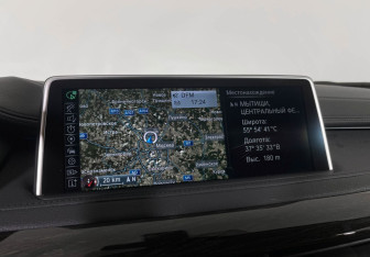 Подержанный автомобиль BMW X6 2015 года (16 фото)