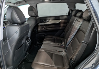 Подержанный автомобиль Chery Tiggo 8 Pro 2021 года (18 фото)