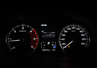 Подержанный автомобиль Mitsubishi Pajero Sport 2018 года (16 фото)