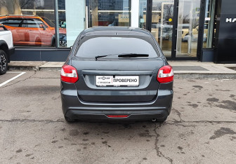 Подержанный автомобиль LADA (ВАЗ) Granta Hatchback 2018 года (6 фото)