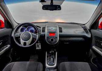 Подержанный автомобиль Kia Soul 2012 года (14 фото)