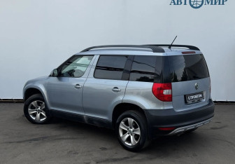 Подержанный автомобиль Skoda Yeti 2011 года (6 фото)