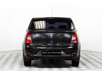 Подержанный автомобиль Renault Logan Sedan 2013 года (4 фото)