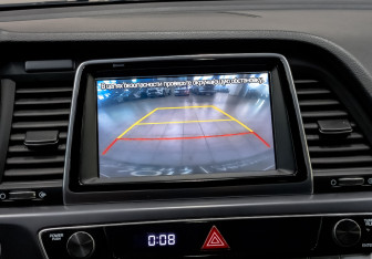 Подержанный автомобиль Hyundai Sonata 2018 года (25 фото)