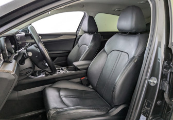 Подержанный автомобиль Kia K5 2020 года (22 фото)