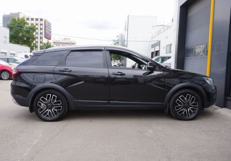 Подержанный автомобиль LADA (ВАЗ) Vesta Wagon 2024 года (4 фото)
