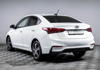 Подержанный автомобиль Hyundai Solaris Sedan 2017 года (7 фото)
