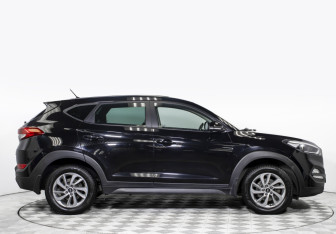 Подержанный автомобиль Hyundai Tucson 2016 года (4 фото)