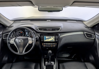 Подержанный автомобиль Nissan X-Trail 2016 года (14 фото)