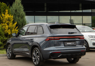 Подержанный автомобиль Geely Monjaro 2023 года (5 фото)