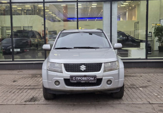 Подержанный автомобиль Suzuki Grand Vitara 2008 года (2 фото)
