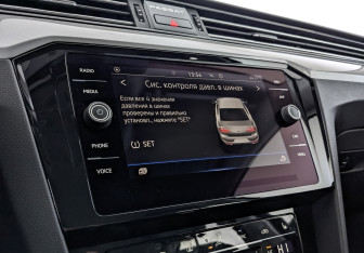 Подержанный автомобиль Volkswagen Passat Sedan 2021 года (26 фото)