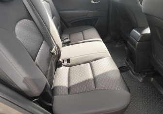 Подержанный автомобиль SsangYong Actyon 2012 года (11 фото)