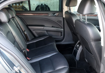 Подержанный автомобиль Skoda Superb Liftback 2014 года (12 фото)