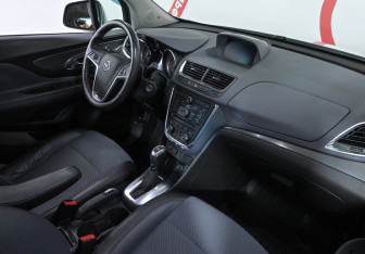 Подержанный автомобиль Opel Mokka 2014 года (9 фото)